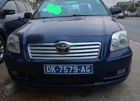 Toyota avensis diesel manuel 
