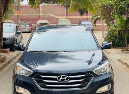 Hyundai santafe anne 2015 automatique essence climatise 