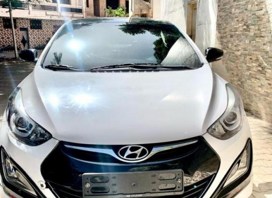 Je vends ma voiture Hyundai  2015